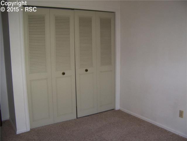 3325 E Oak Creek Drive