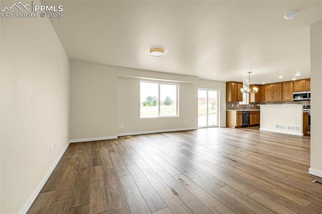 711 Little Bear Grove