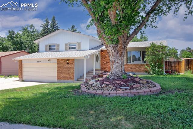 4712 N Hackamore Drive