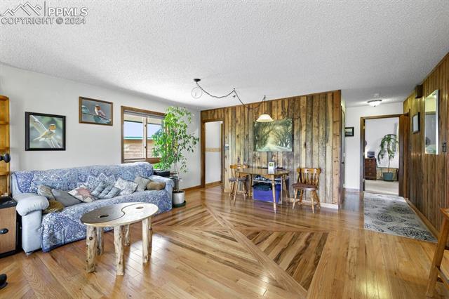 1040 Cantiberry Road