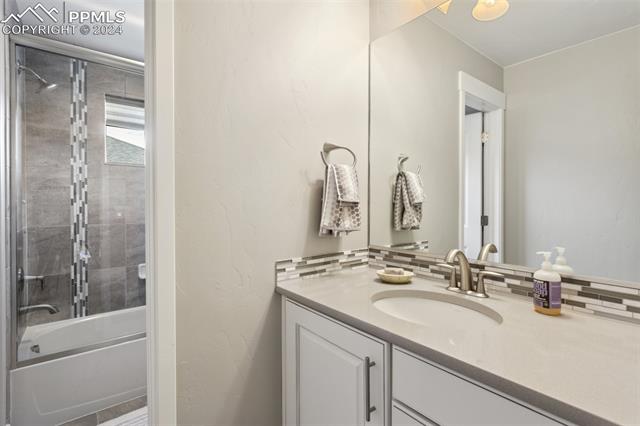 1605 Summerglow Lane