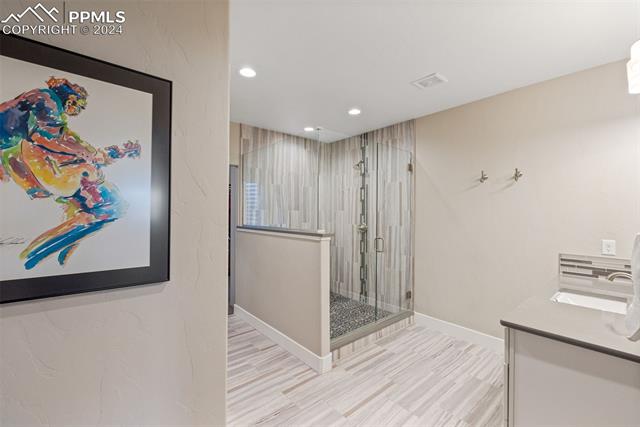 1605 Summerglow Lane