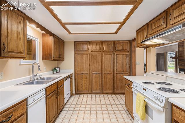 3103 Broadmoor Valley Road B