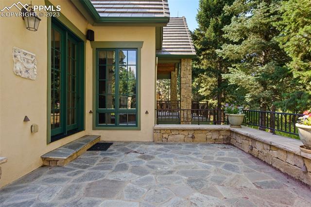 5018 La Tour View