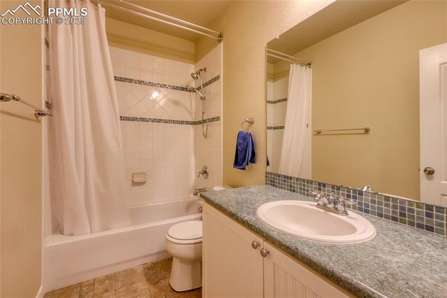 5585 Blue Moon Drive