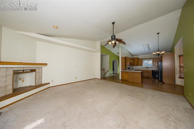9988 Peaceful Valley Road