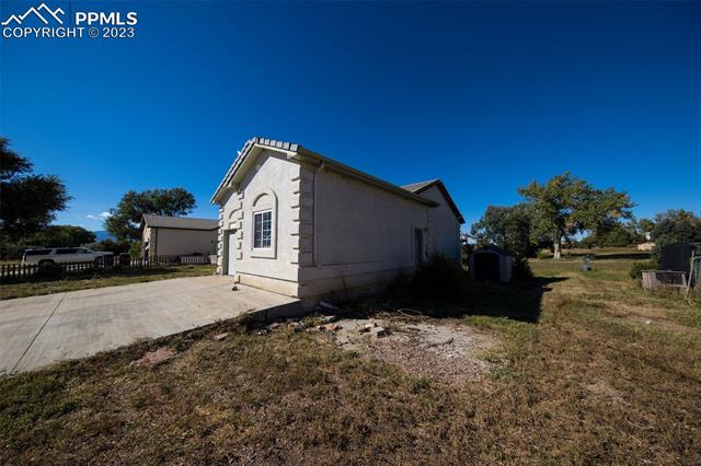 9988 Peaceful Valley Road
