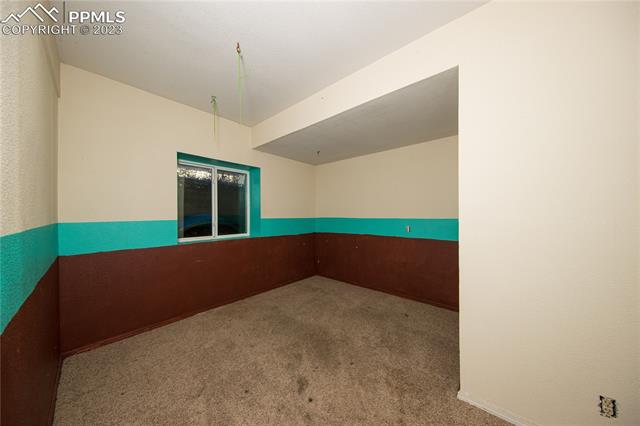 9988 Peaceful Valley Road