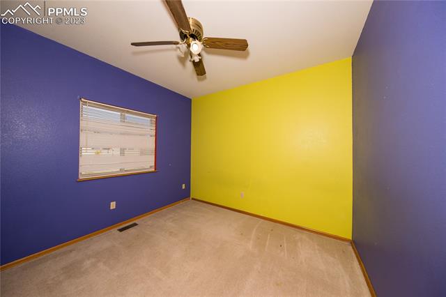 9988 Peaceful Valley Road