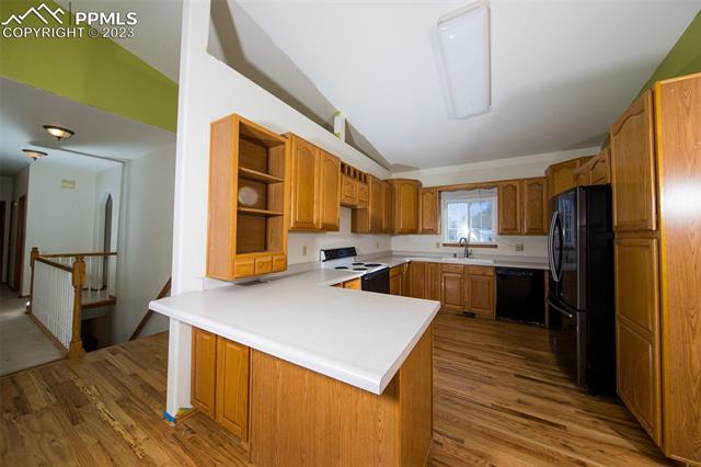 9988 Peaceful Valley Road