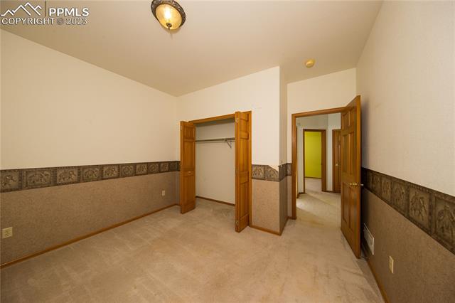 9988 Peaceful Valley Road