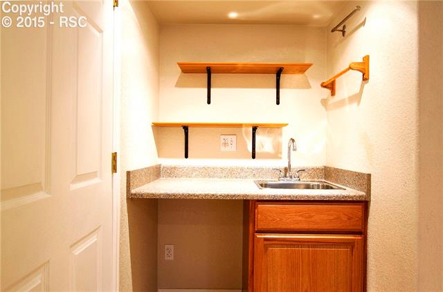 9211 Ballybunion Road