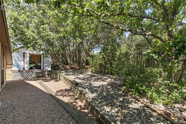 5260 Iron Horse Trail