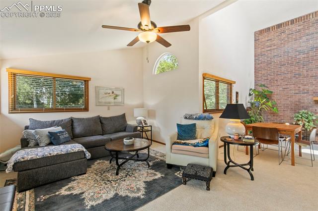 5260 Iron Horse Trail