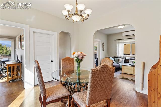 2819 N Cascade Avenue