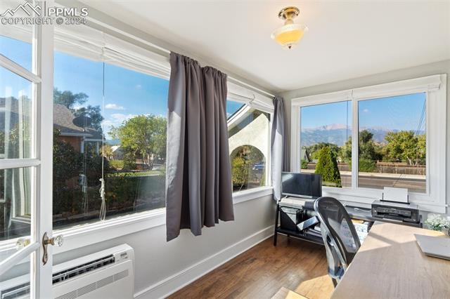 2819 N Cascade Avenue