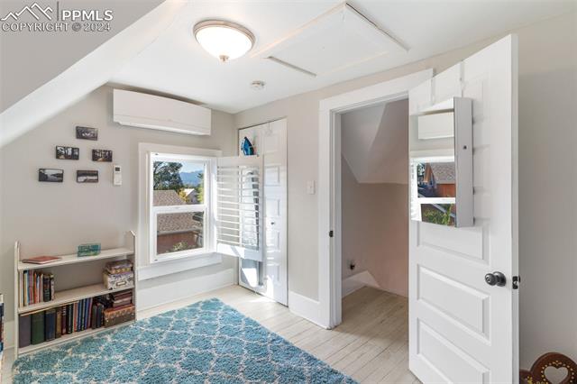 2819 N Cascade Avenue