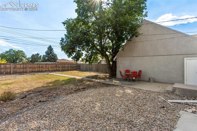 2819 N Cascade Avenue