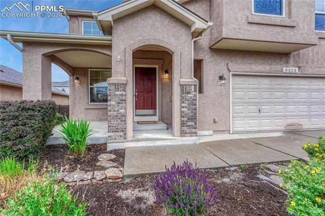 6824 Amber Ridge Drive