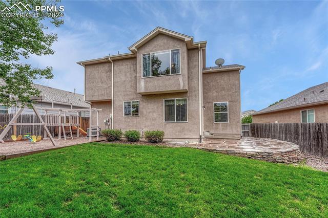 6824 Amber Ridge Drive