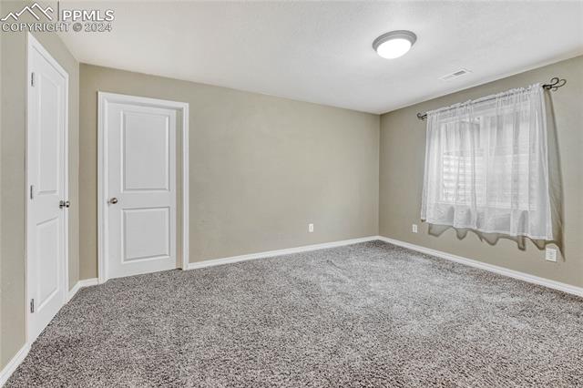 6824 Amber Ridge Drive