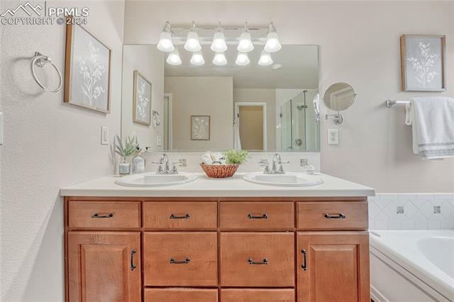 6824 Amber Ridge Drive