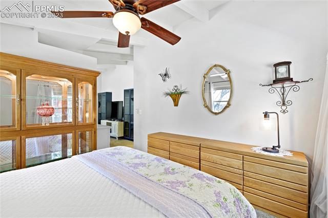 4505 Fountain Avenue