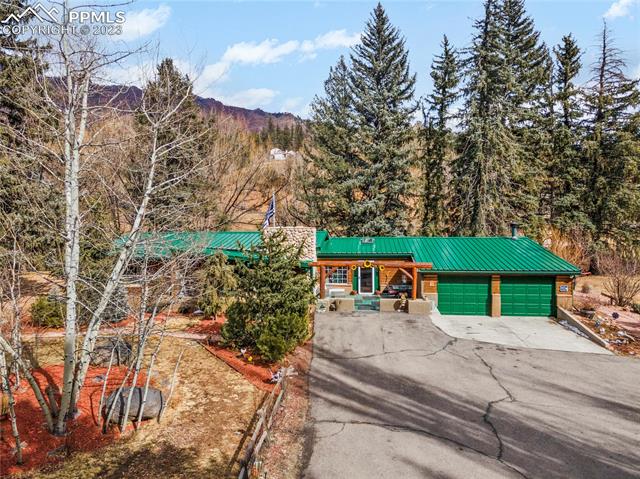 4505 Fountain Avenue