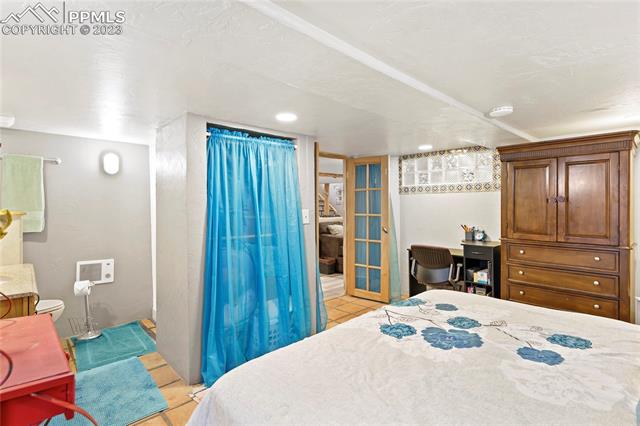 4505 Fountain Avenue