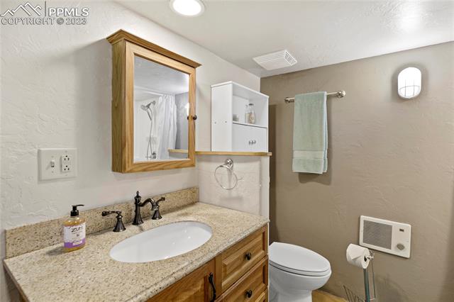 4505 Fountain Avenue