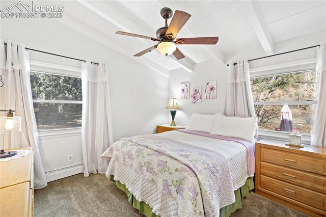 4505 Fountain Avenue