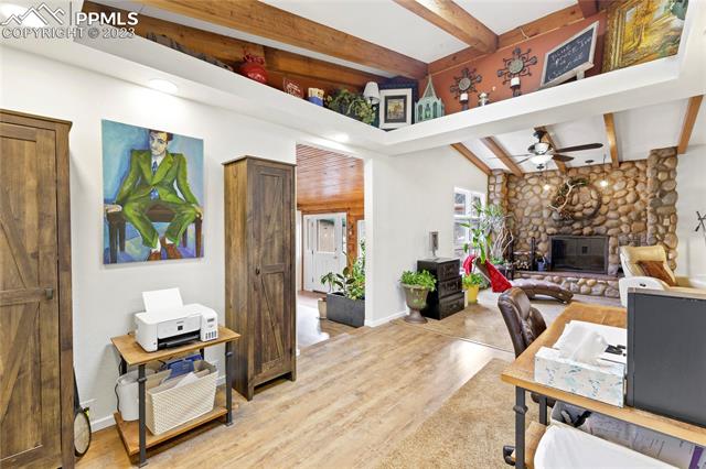 4505 Fountain Avenue