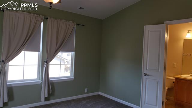 17006 Cross Timbers Grove