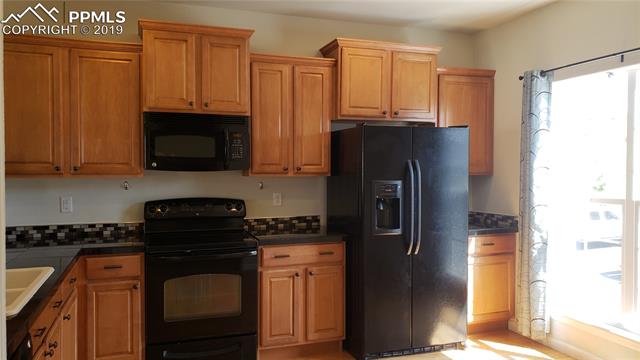 17006 Cross Timbers Grove