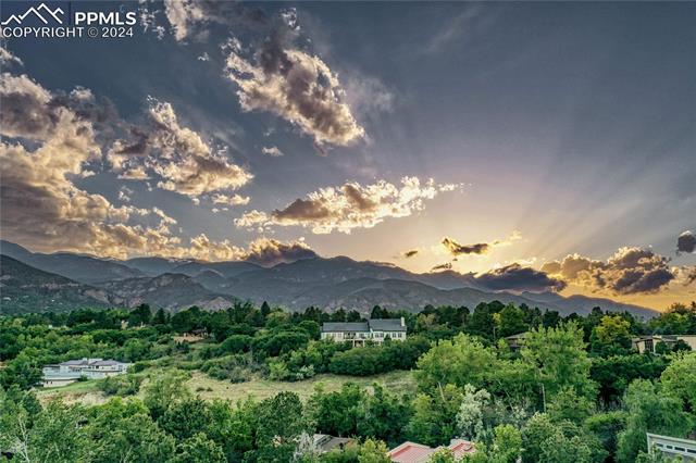 3305 Clubview Terrace