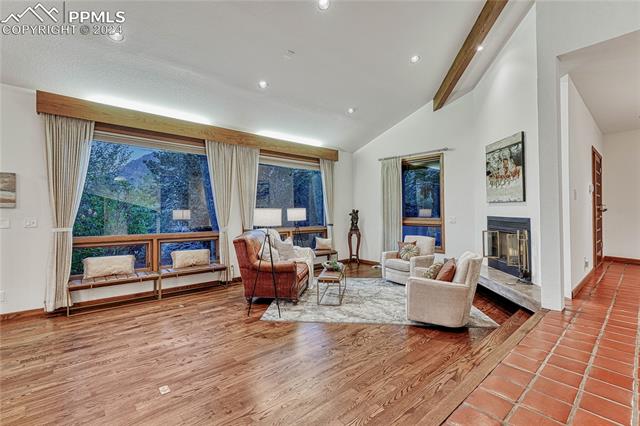 3305 Clubview Terrace