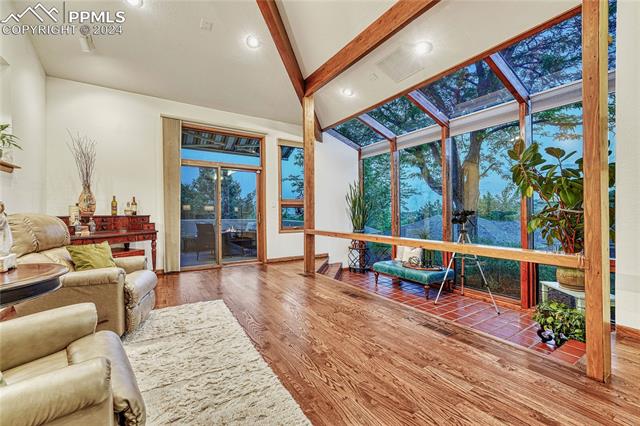 3305 Clubview Terrace