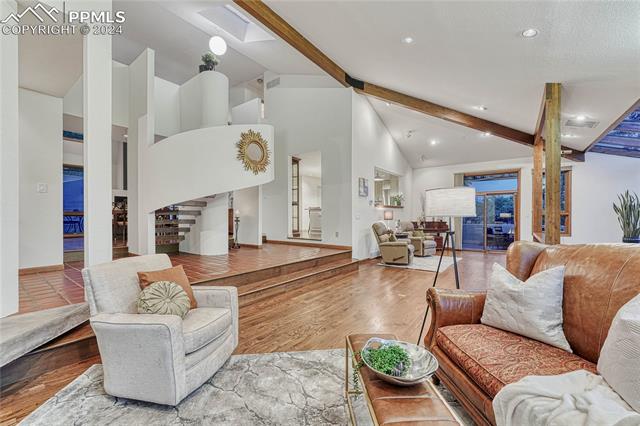 3305 Clubview Terrace