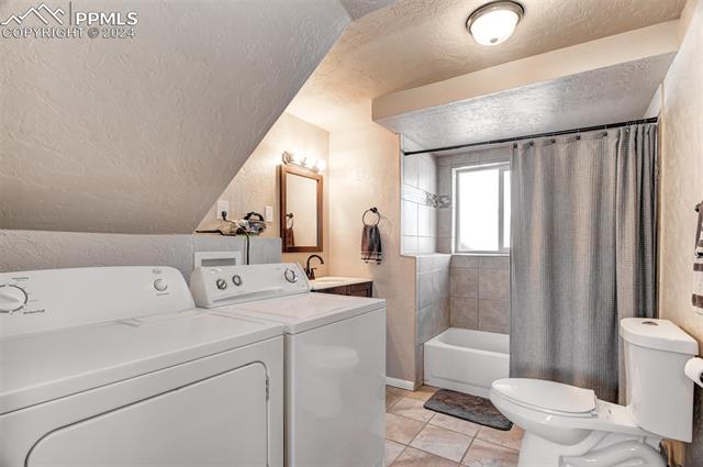 7330 Sugarloaf Terrace