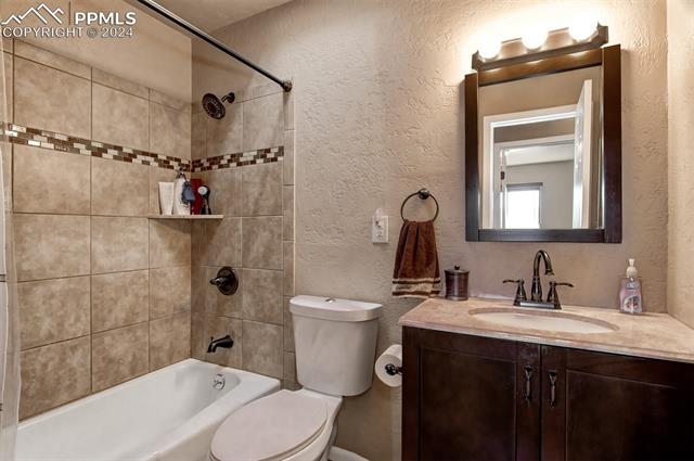 7330 Sugarloaf Terrace