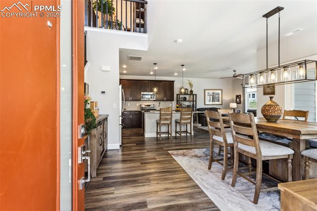 6410 Alyssum Heights