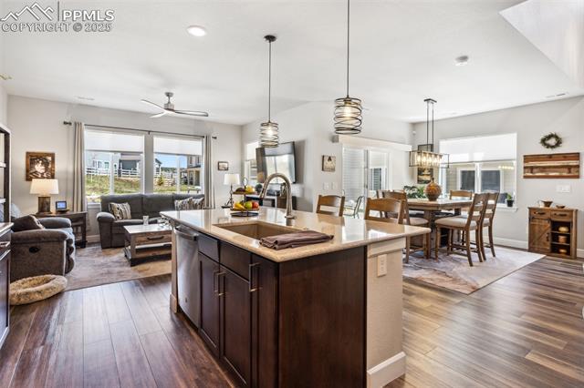 6410 Alyssum Heights