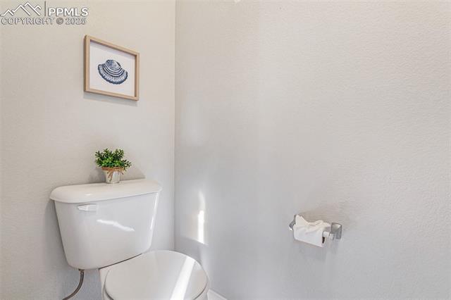 19513 Lindenmere Drive