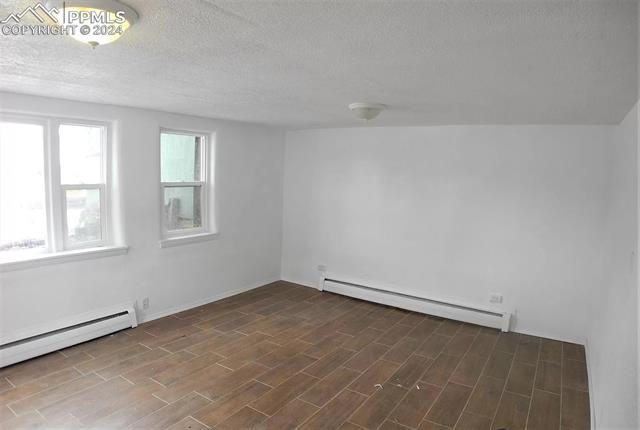 1125 Iowa A, B, C Avenue