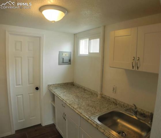 1125 Iowa A, B, C Avenue