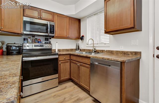 4226 Charleston Drive