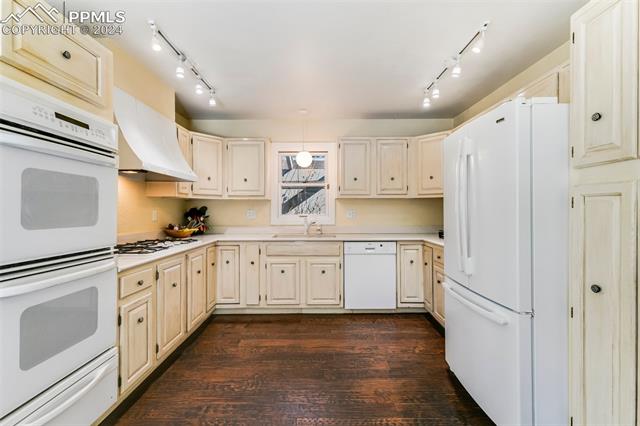 2609 Spring Grove Terrace