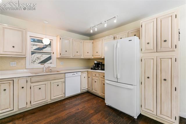 2609 Spring Grove Terrace