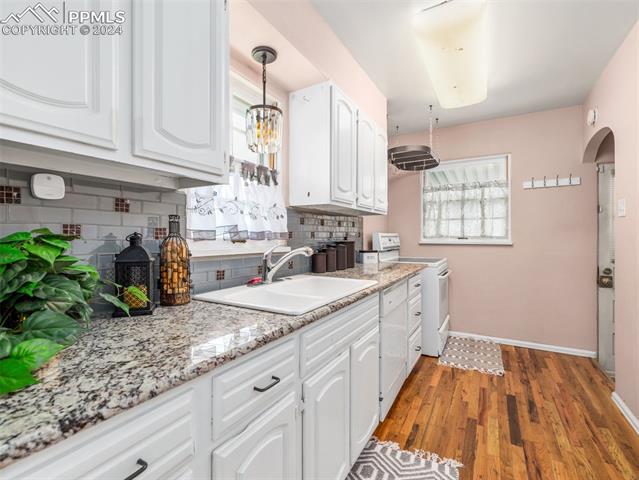 1335 Longwood Avenue