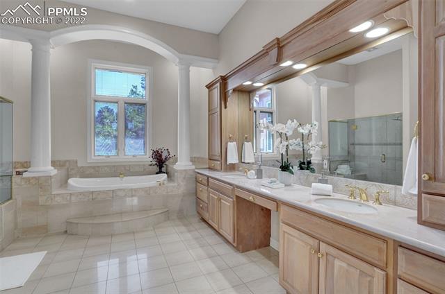 535 Bewick Point